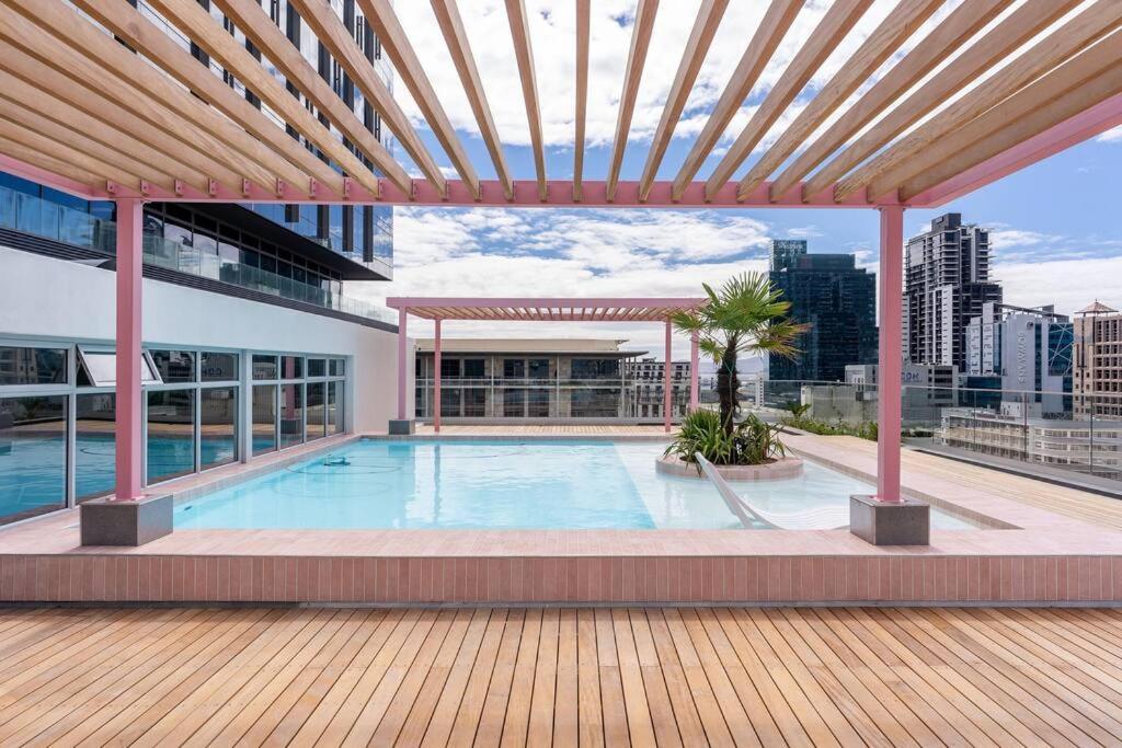 The Rose 610 - Lux With Rooftop Pool * Cape Town