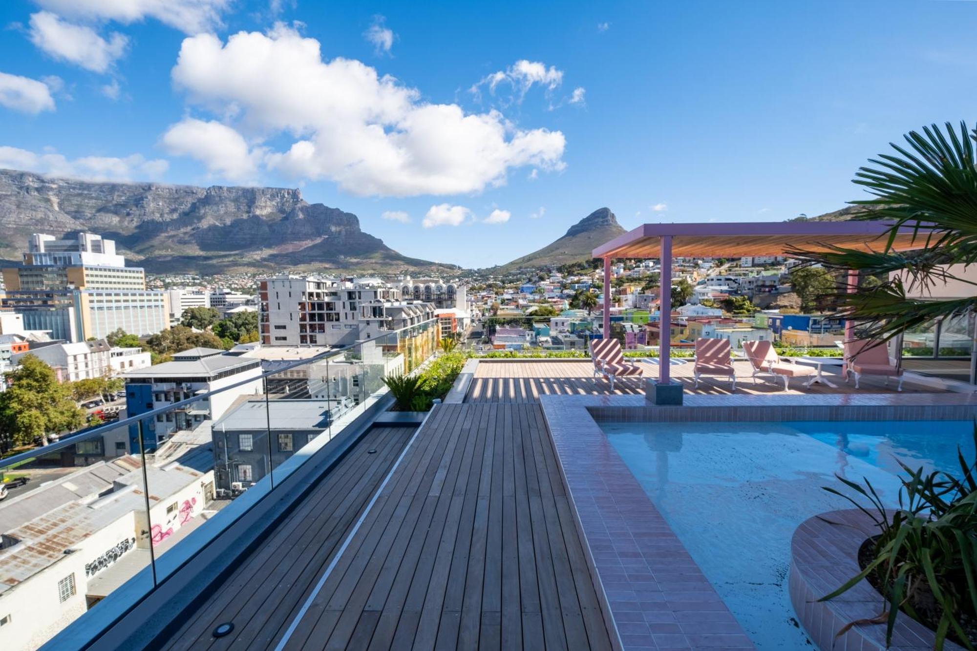 The Rose 610 - Lux With Rooftop Pool
