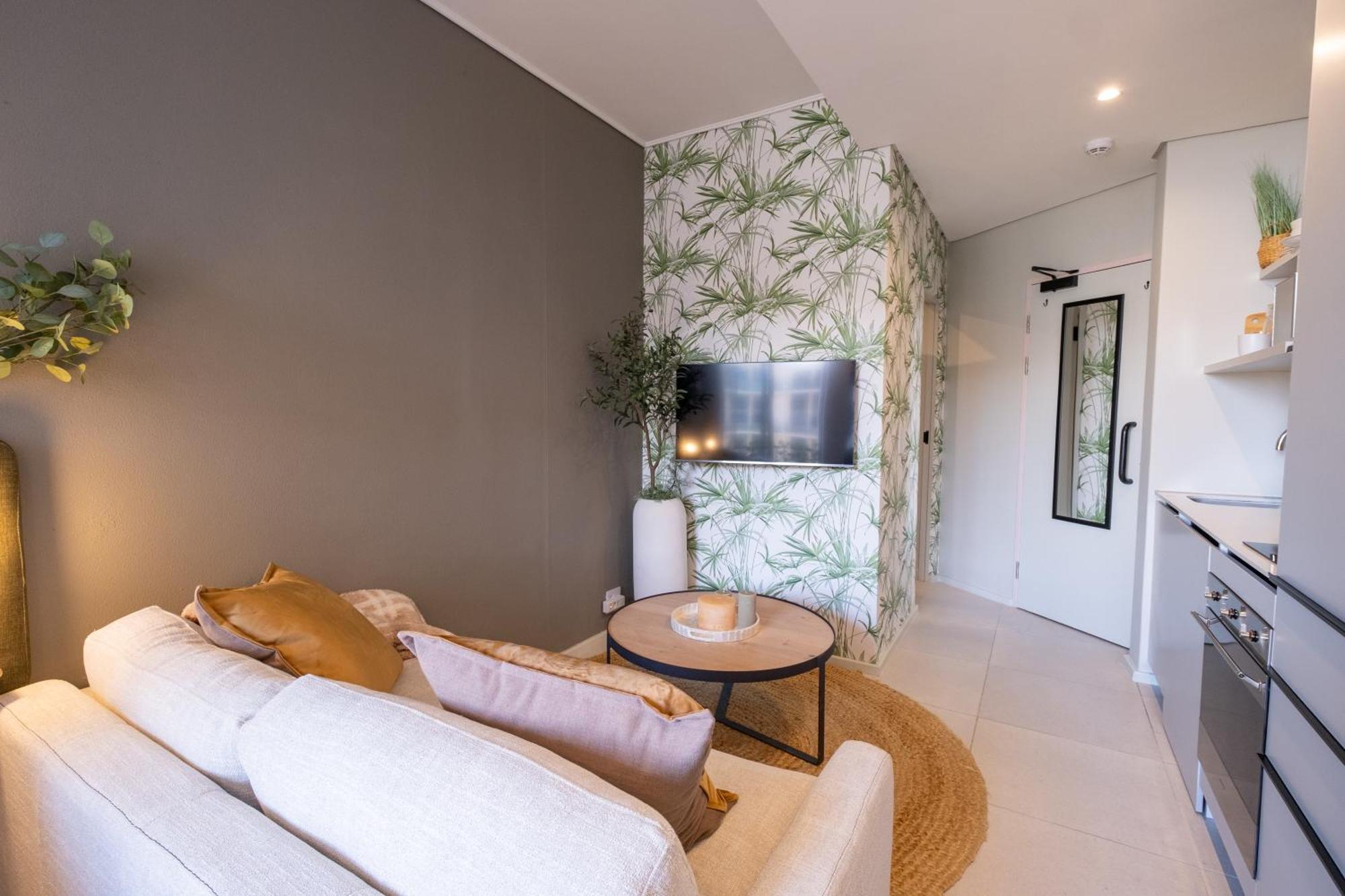 Apartment The Rose 610 - Lux With Rooftop Pool Cape Town